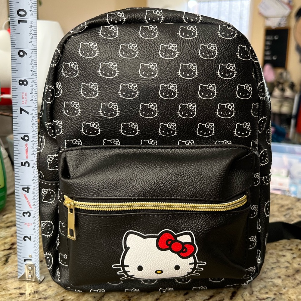 HELLO KITTY Mini Backpack
